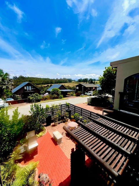 4 Bedroom Property for Sale in Herolds Bay Western Cape